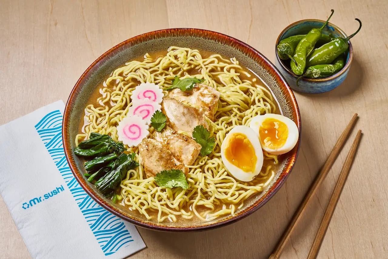 Sopa Coco Ramen - Pollo, Huevo y Verduras en Caldo de Coco