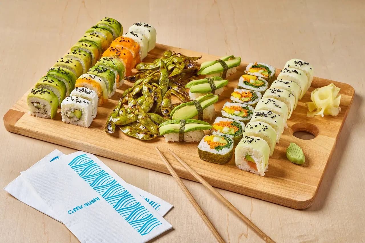 Sushi Box Light - 4 Rollos y 2 Entradas Seleccionadas
