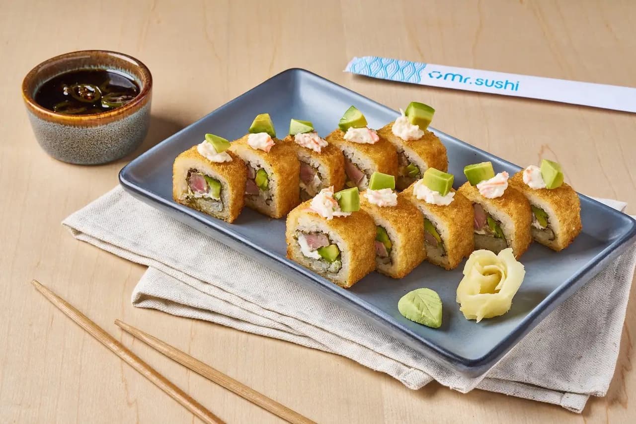Sushi Mr. Tam Beef - Res, Aguacate, Tampico y Queso Crema